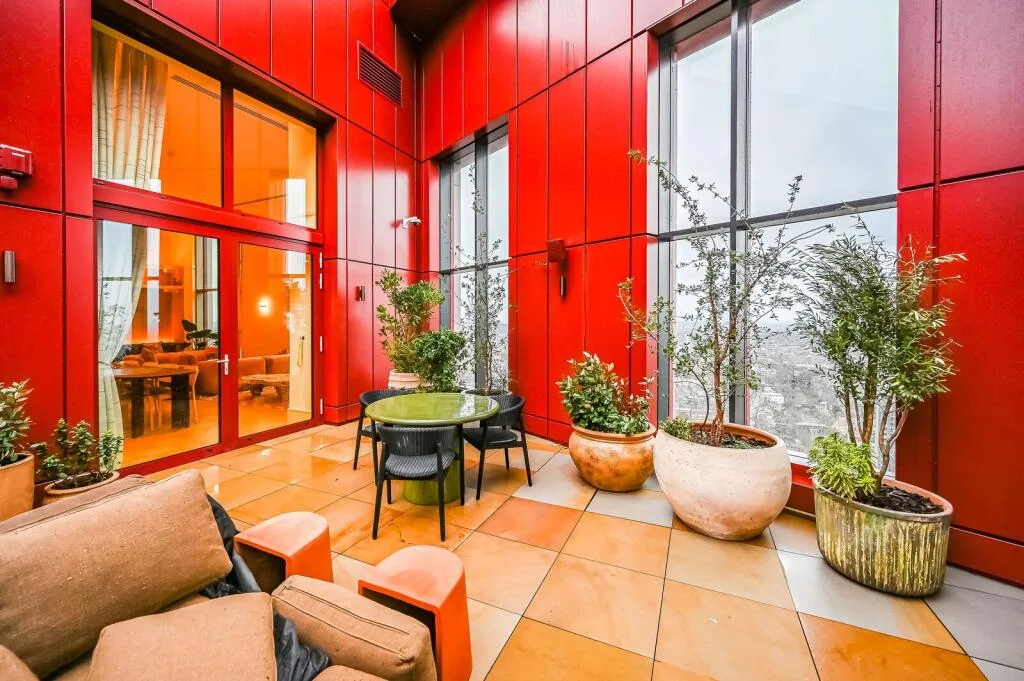 Studio flat for rent
