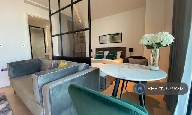Studio flat for rent