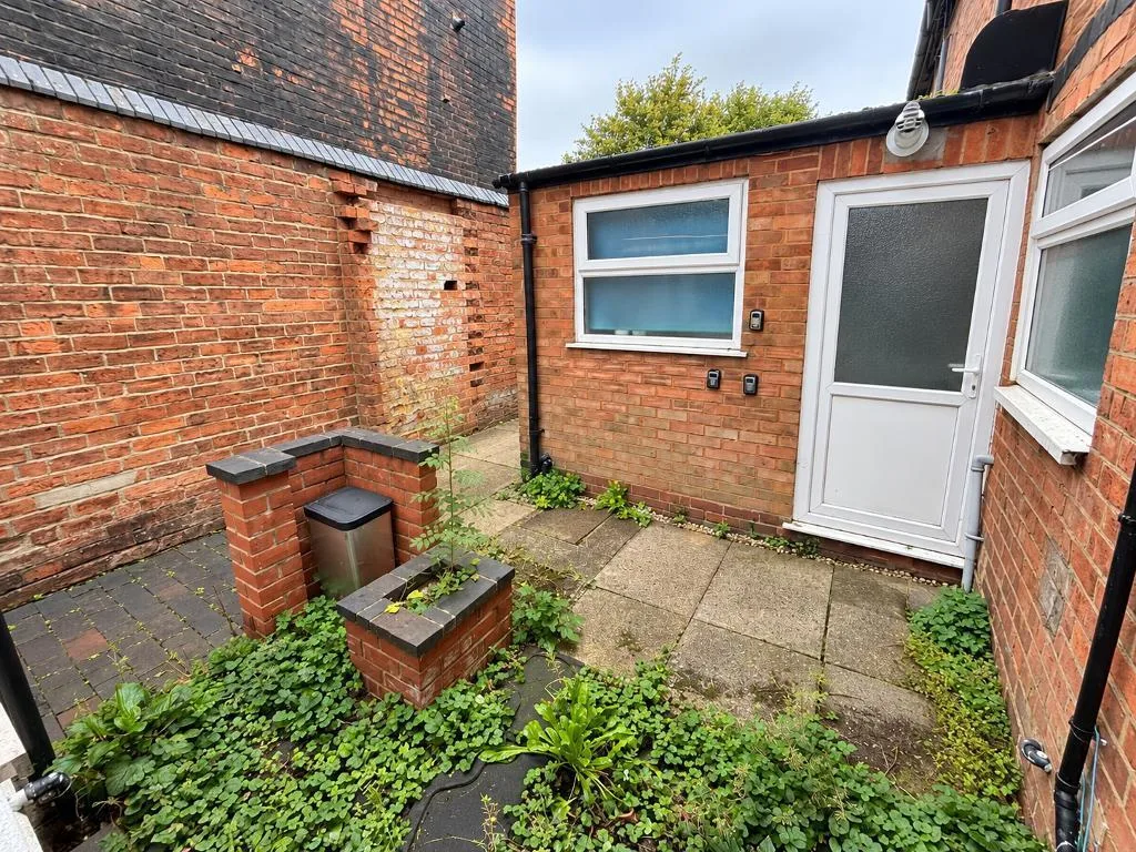 2 bedroom terraced house for rent