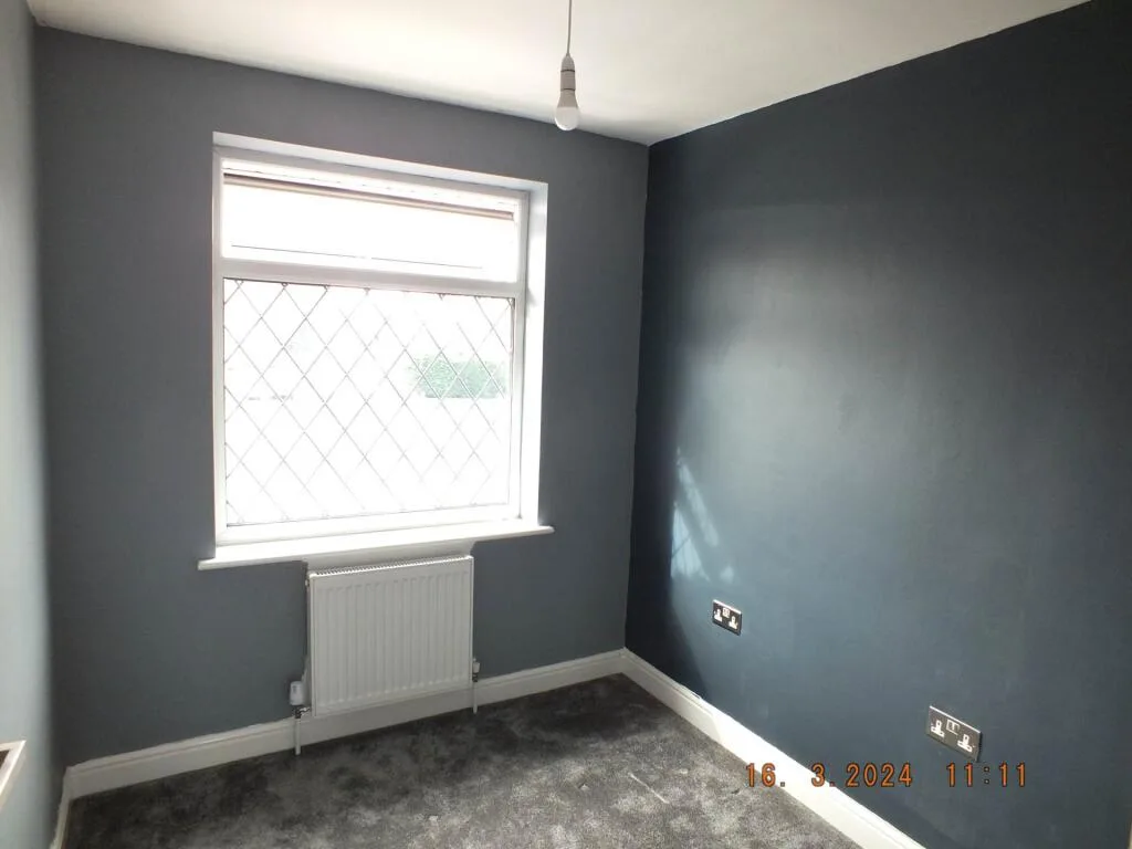 3 bedroom semi-detached house for rent