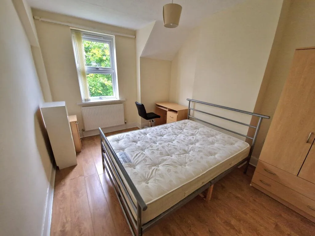 4 bedroom terraced house for rent