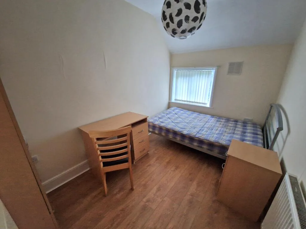 4 bedroom terraced house for rent