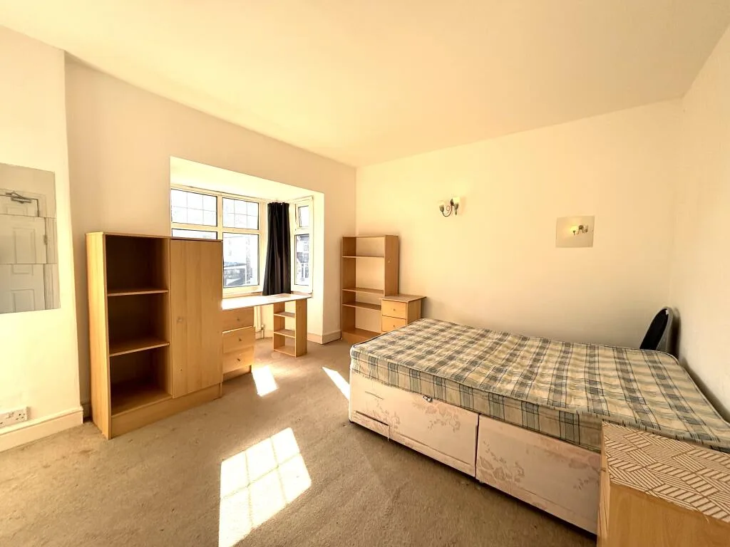 4 bedroom house for rent