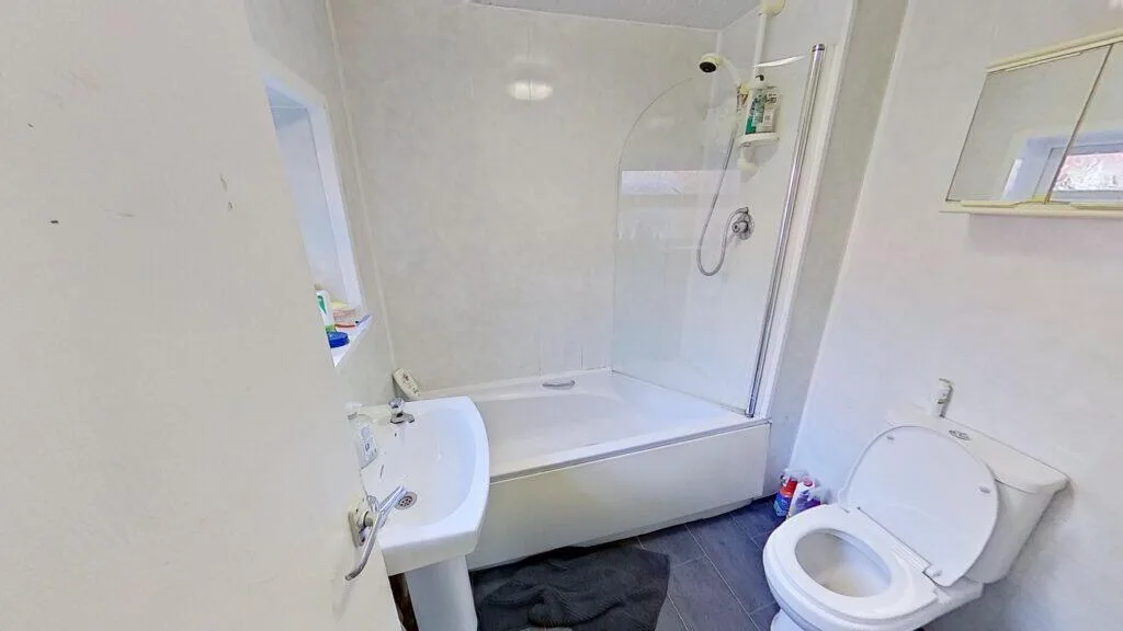 5 bedroom house for rent