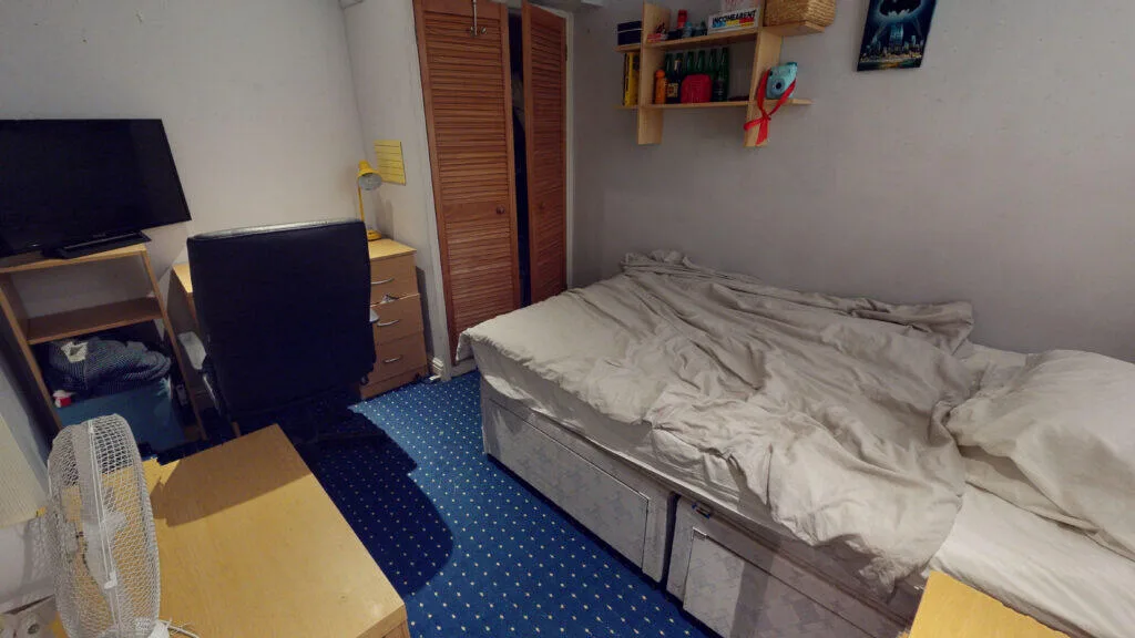 5 bedroom terraced house for rent