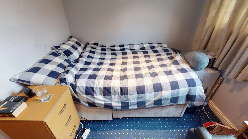 5 bedroom terraced house for rent