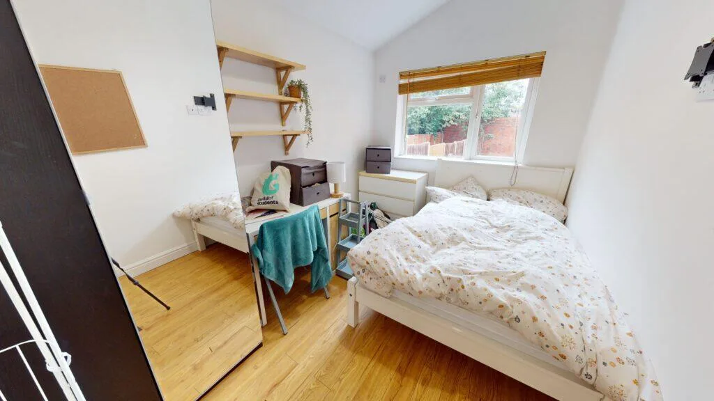 7 bedroom house for rent