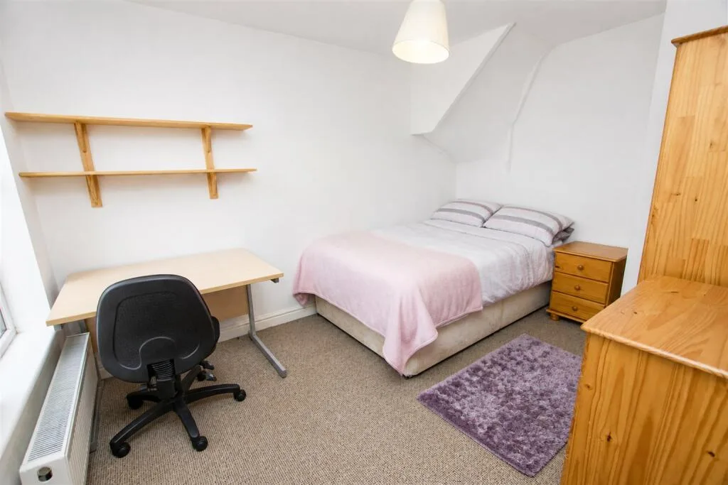 4 bedroom house for rent