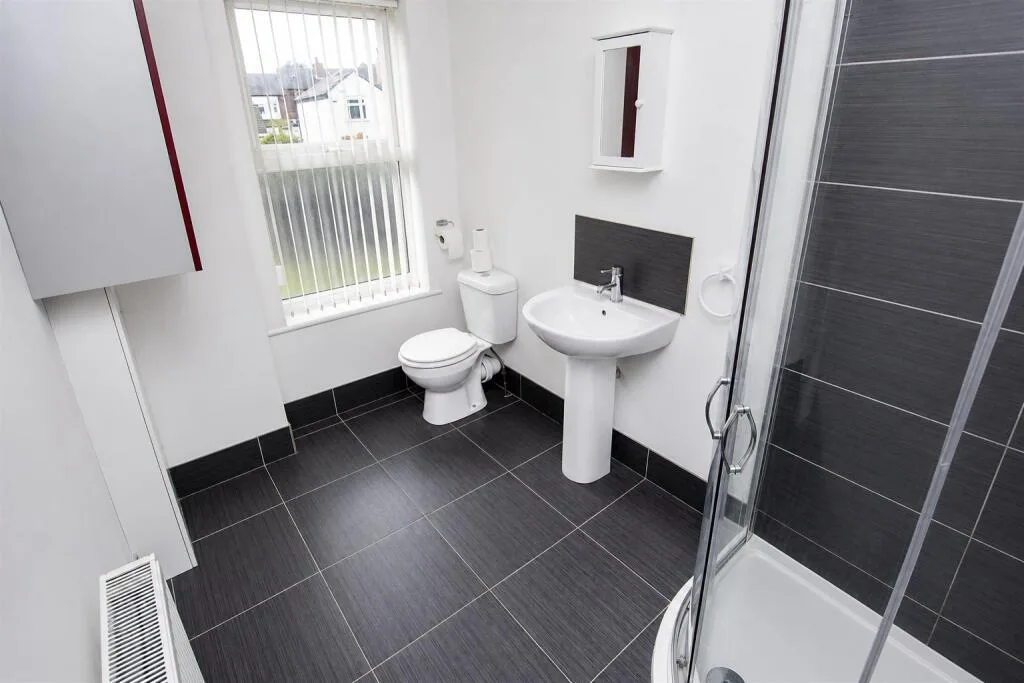 4 bedroom house for rent