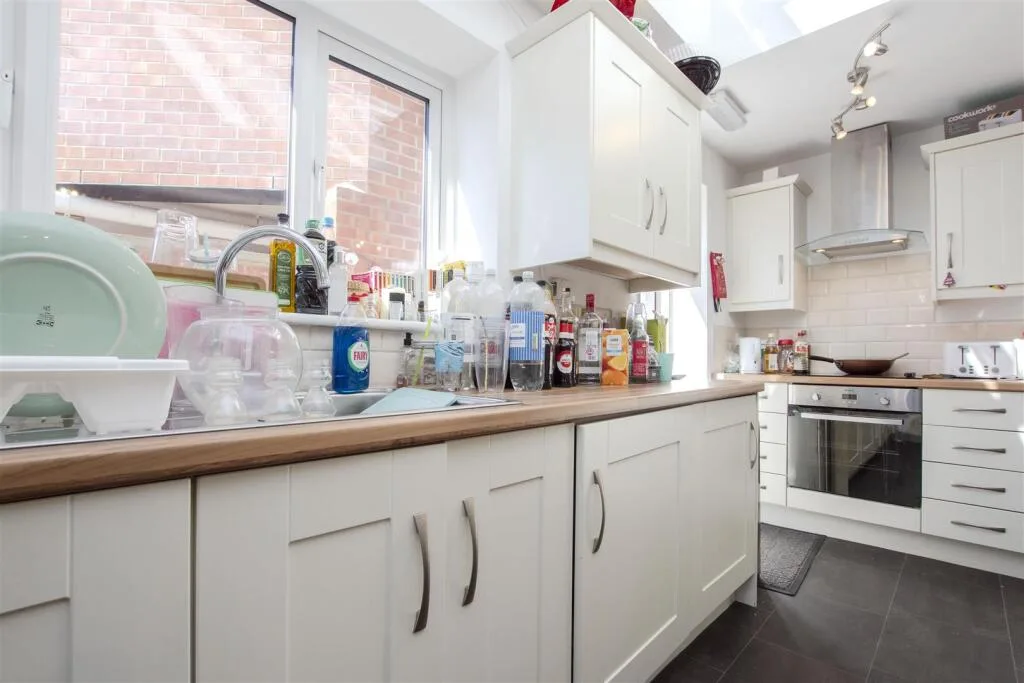 7 bedroom house for rent