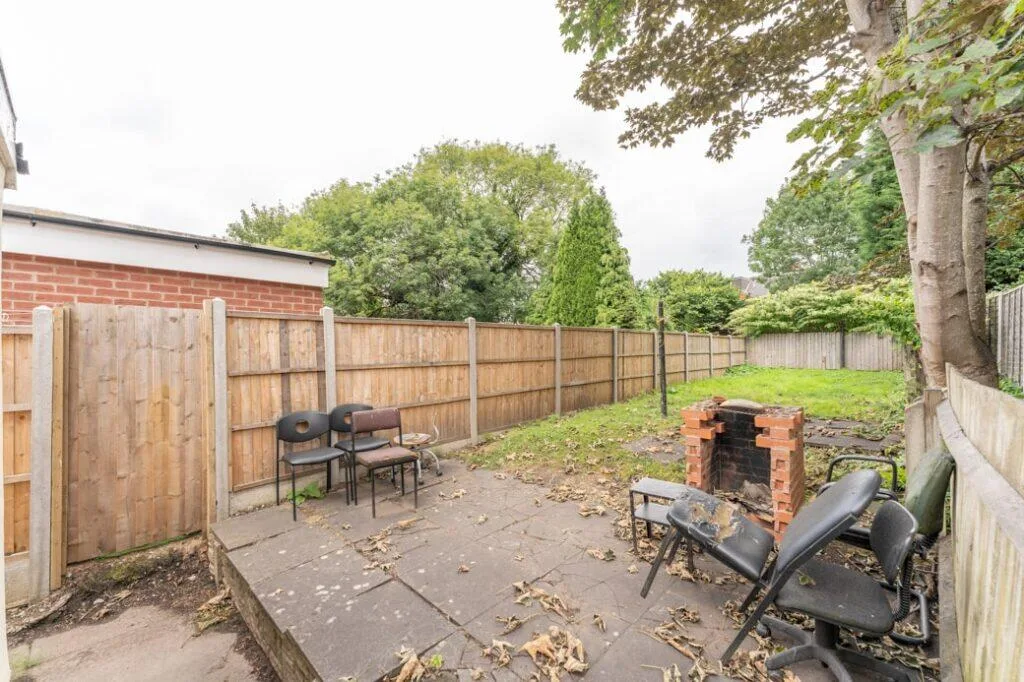 9 bedroom terraced house for rent