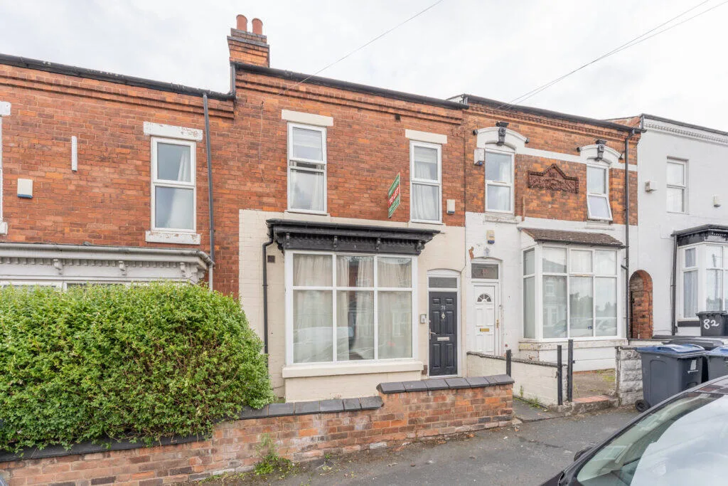 9 bedroom terraced house for rent