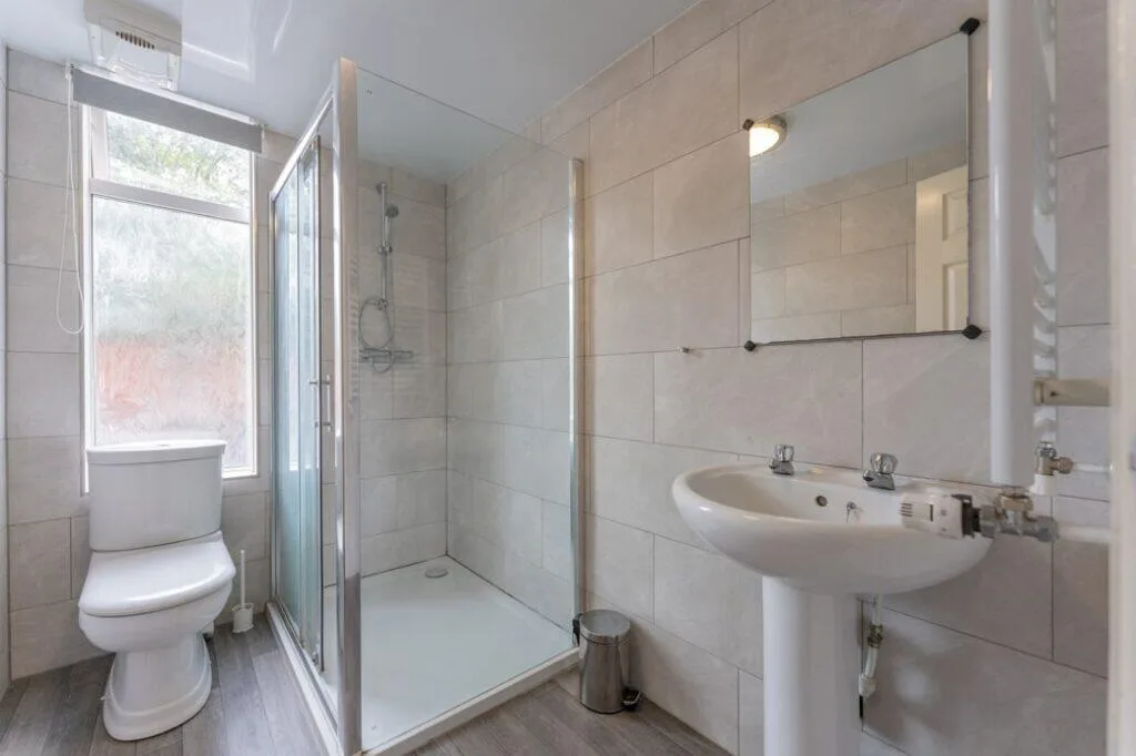 7 bedroom terraced house for rent