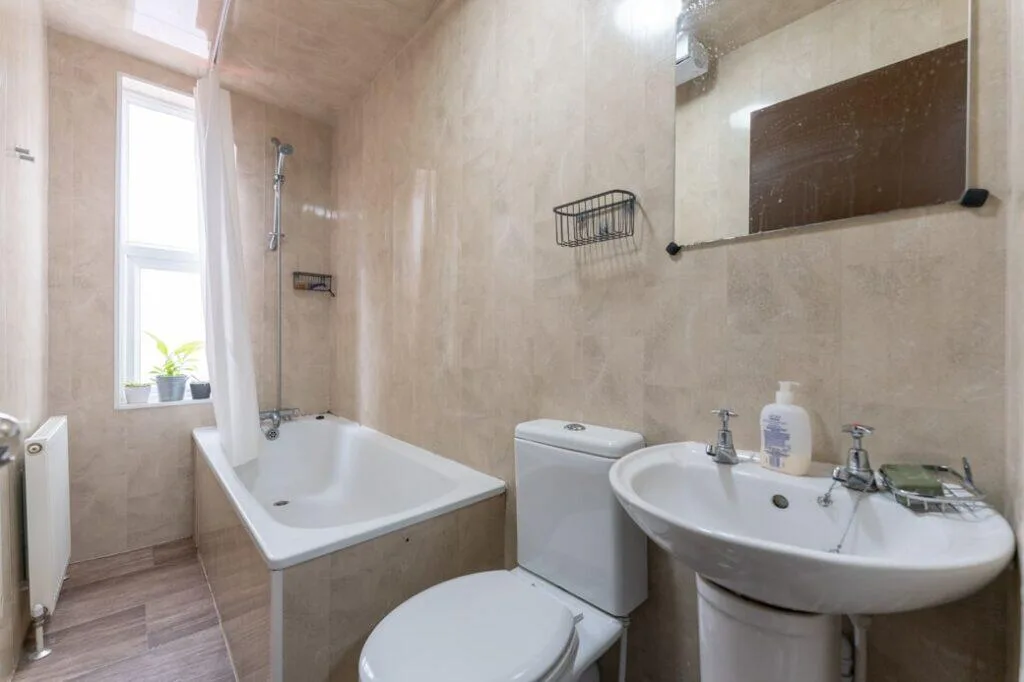 7 bedroom terraced house for rent