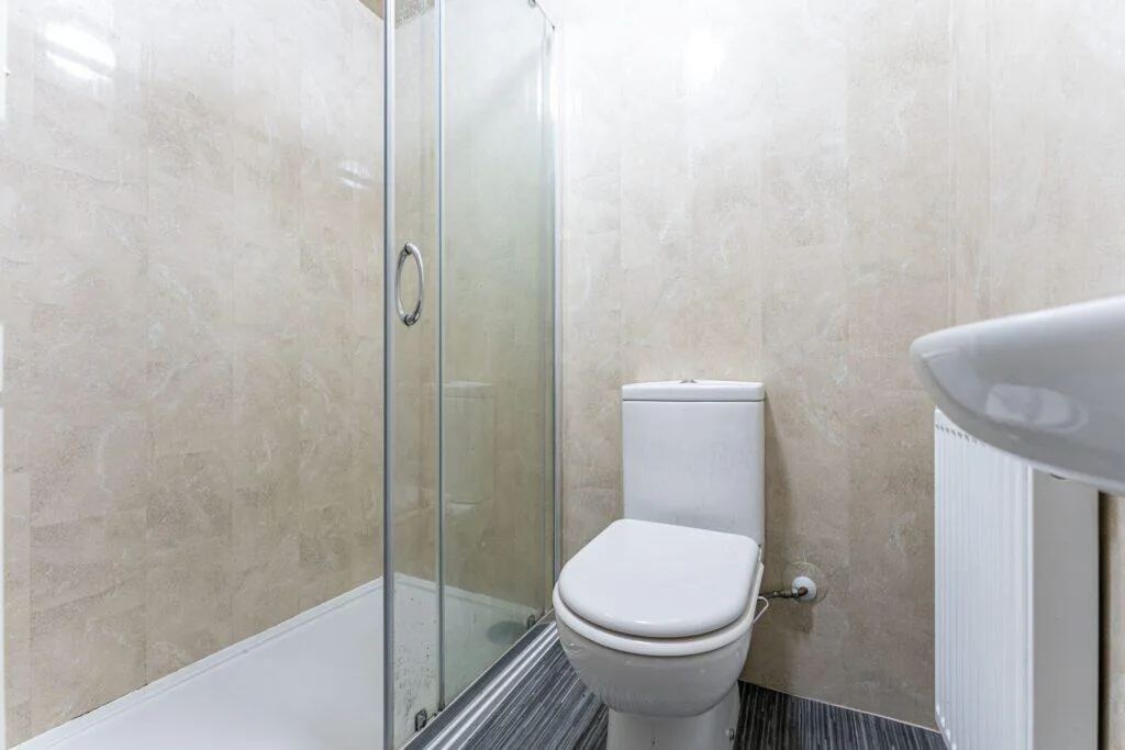 7 bedroom terraced house for rent