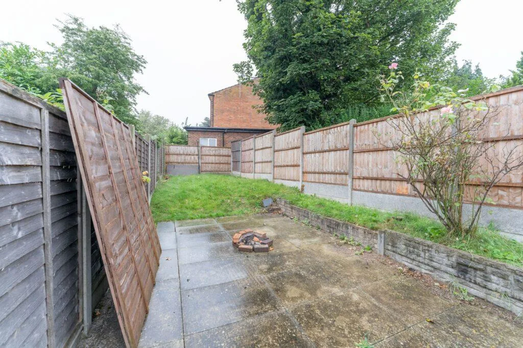 6 bedroom terraced house for rent