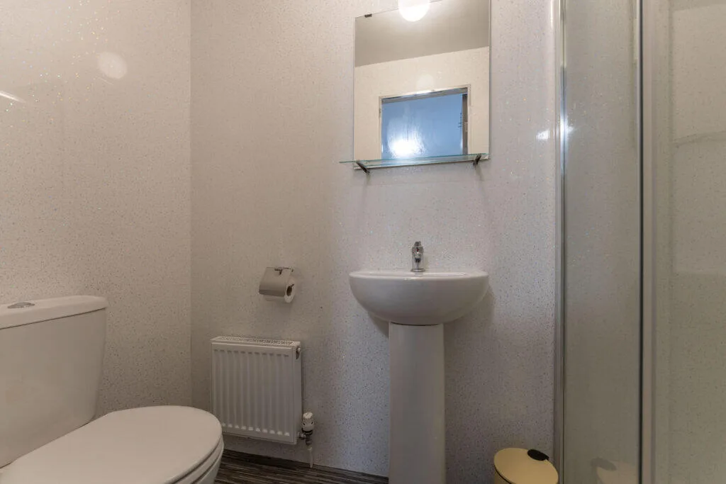 6 bedroom terraced house for rent