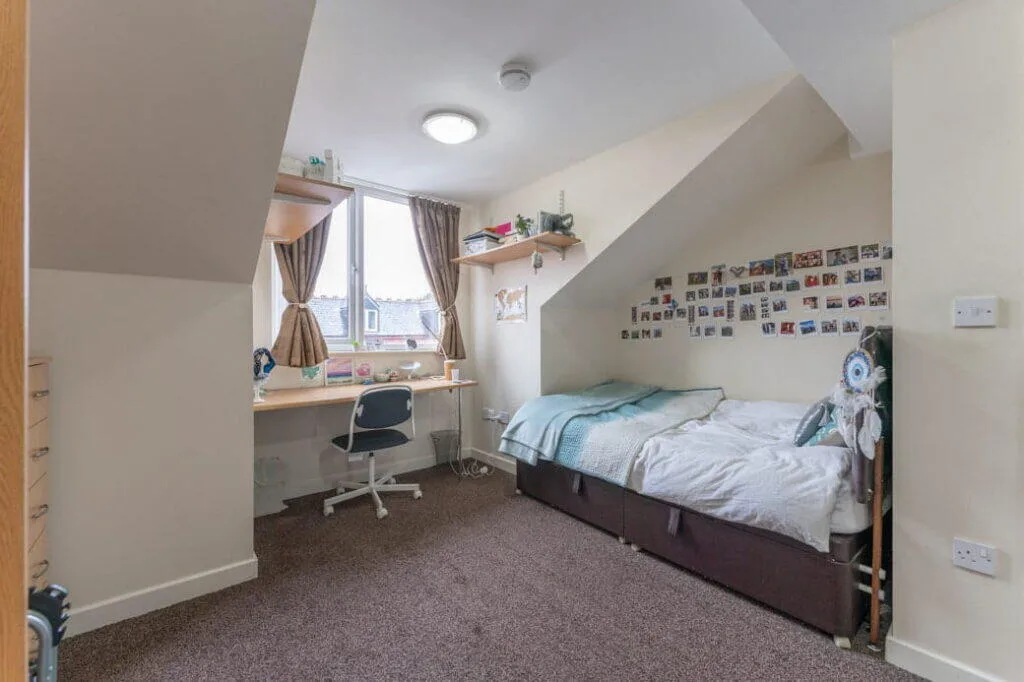 8 bedroom terraced house for rent