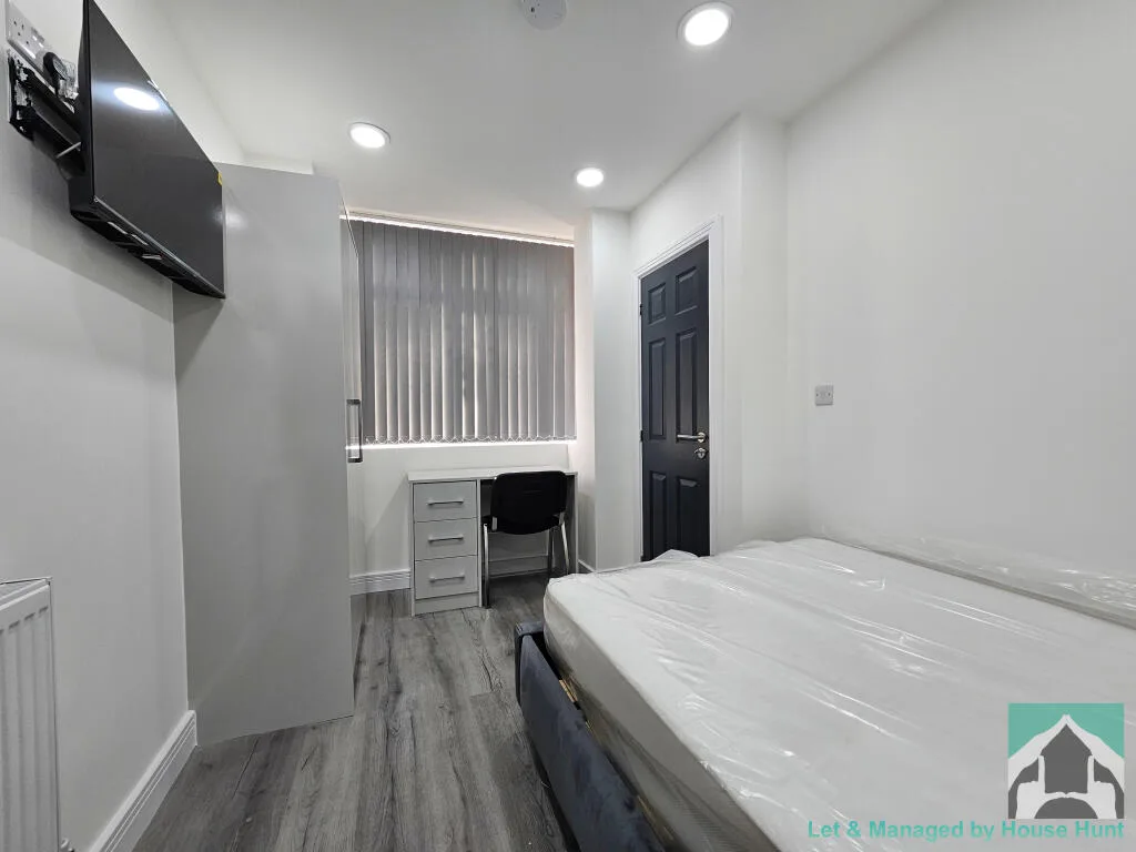5 bedroom house for rent