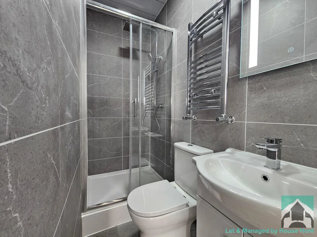 5 bedroom house for rent