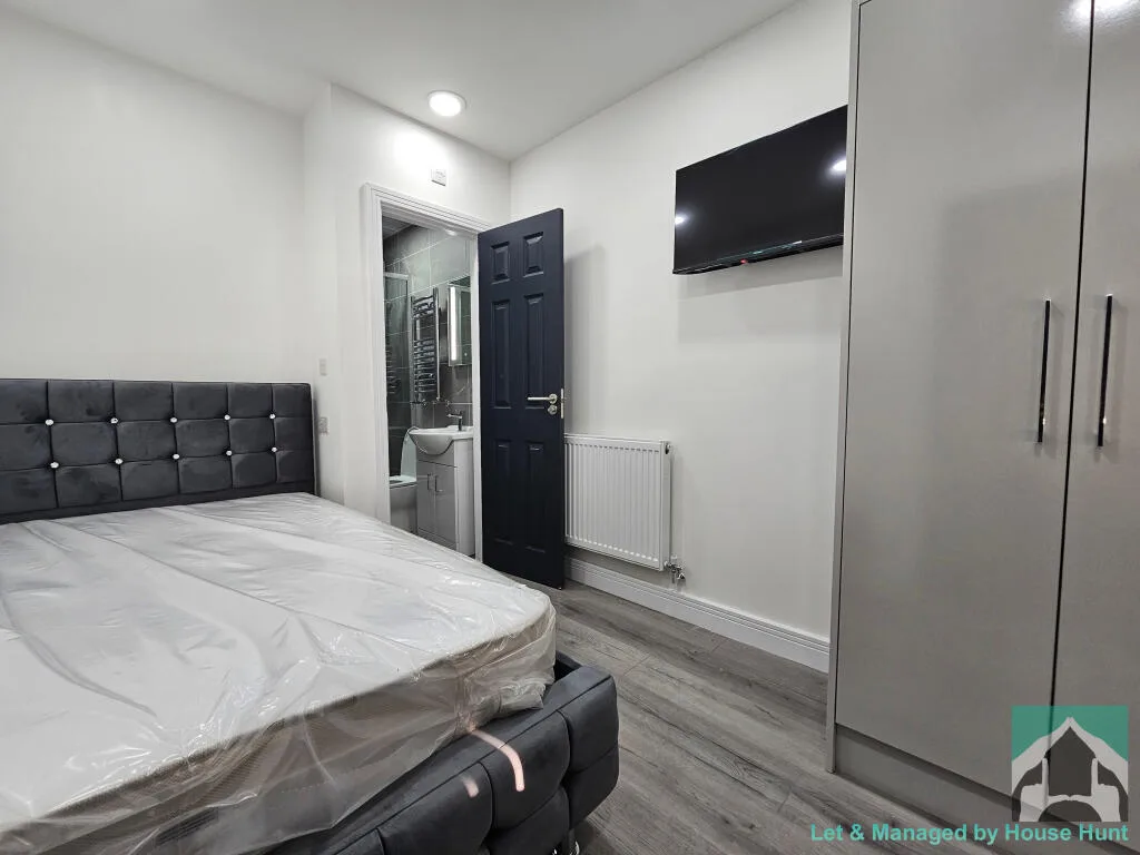 5 bedroom house for rent