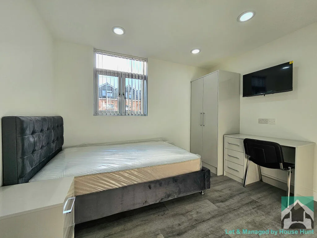 5 bedroom house for rent