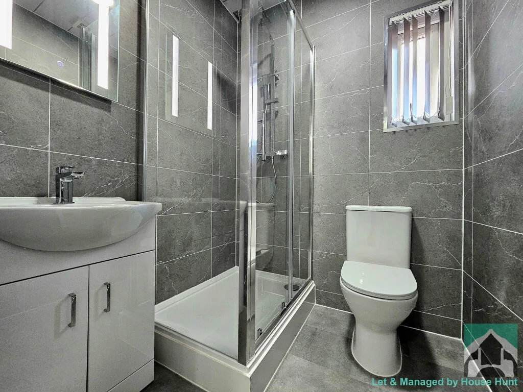 5 bedroom house for rent