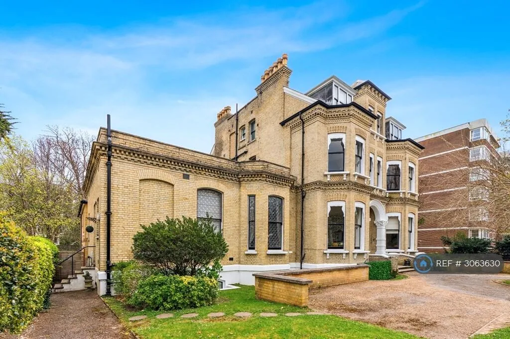 2 bedroom flat for rent