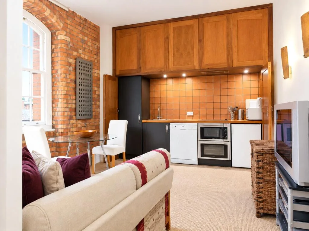2 bedroom apartment for rent