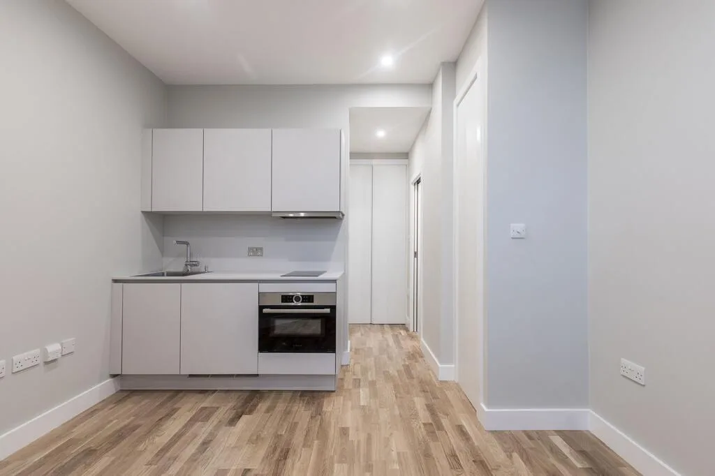 Ground floor studio flat for rent