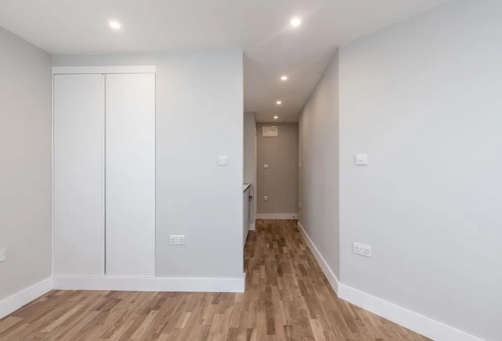 Ground floor studio flat for rent