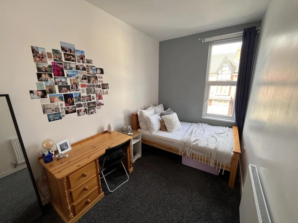 7 bedroom terraced house for rent