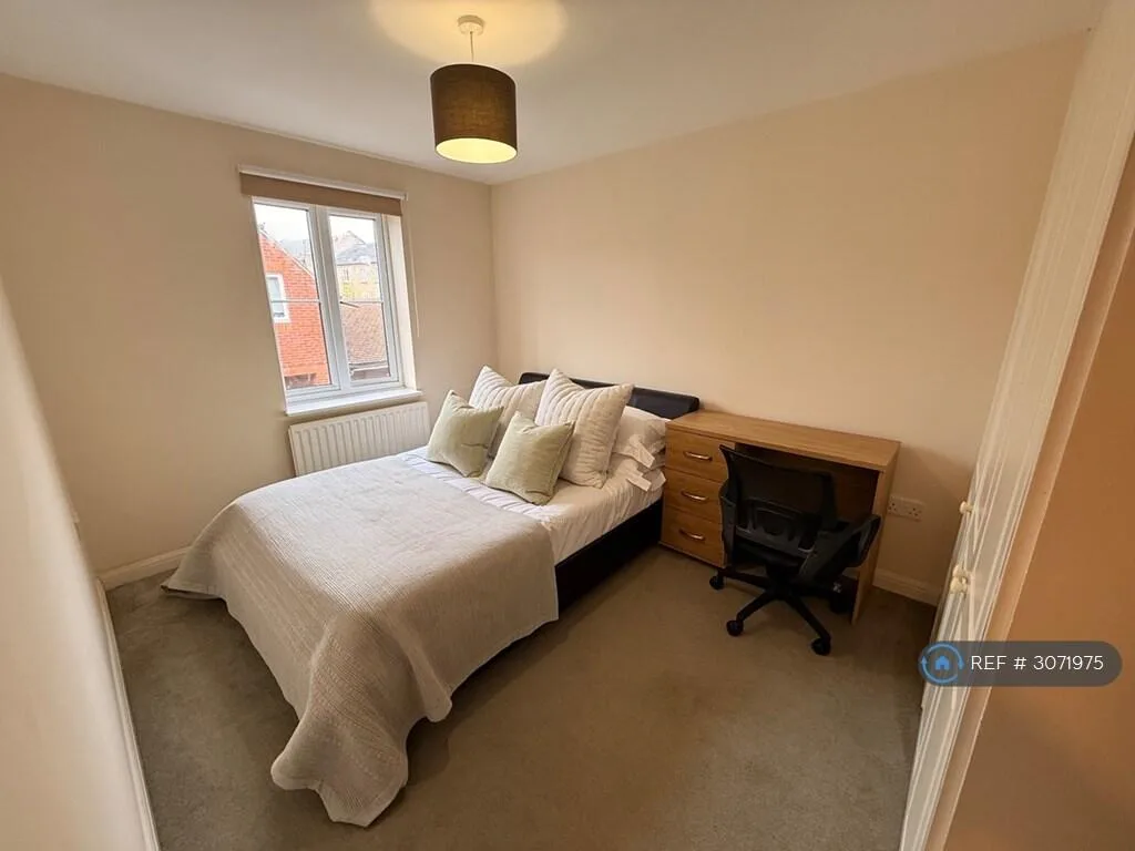 4 bedroom terraced house for rent
