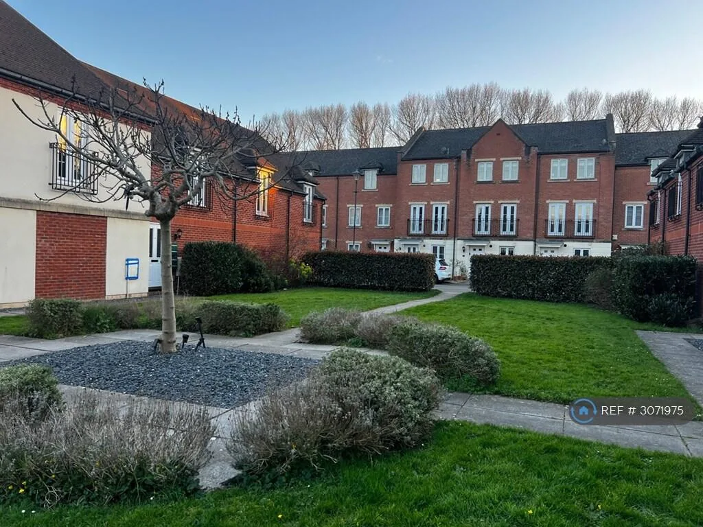 4 bedroom terraced house for rent