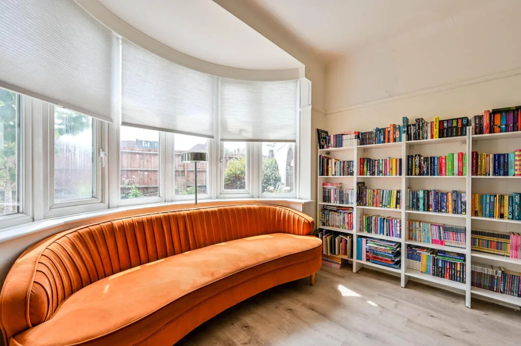 4 bedroom semi-detached house for rent