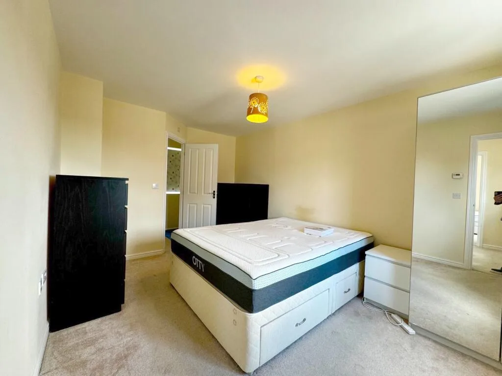 3 bedroom detached house for rent