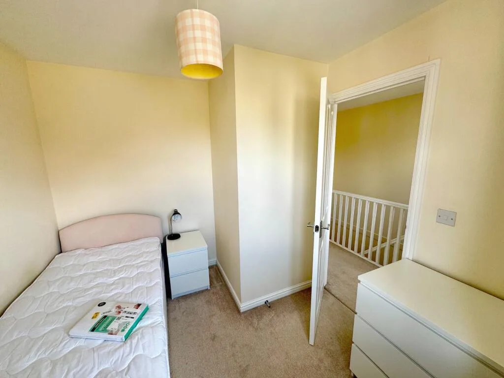 3 bedroom detached house for rent