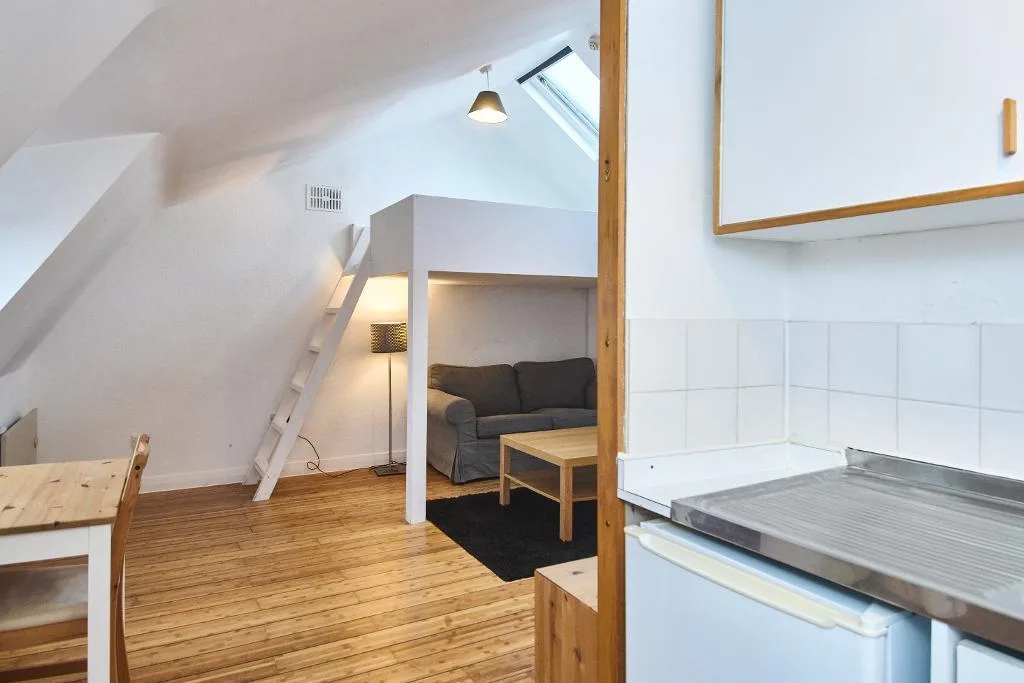 Studio flat for rent