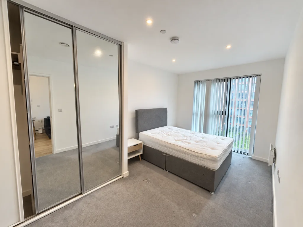 2 bedroom flat for rent