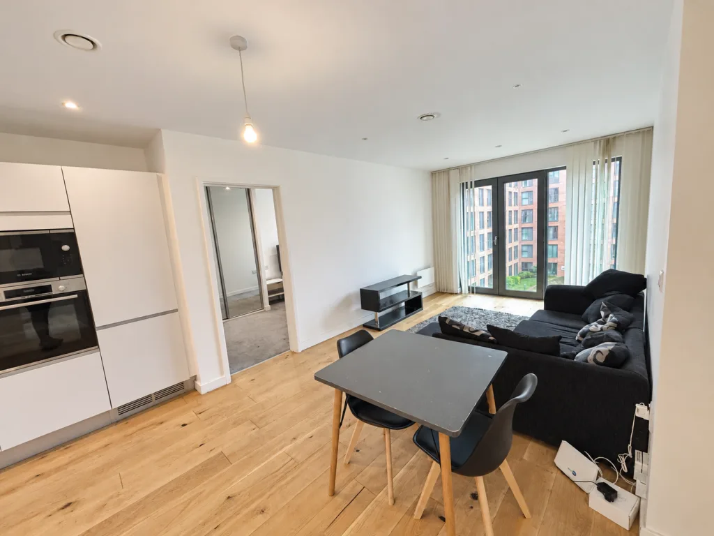 2 bedroom flat for rent