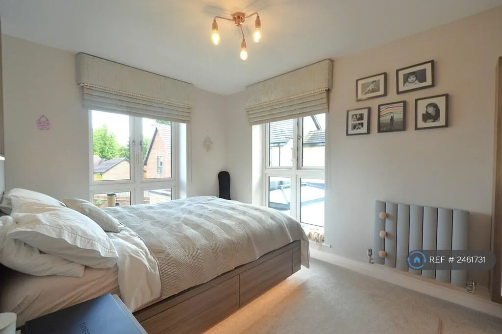 4 bedroom detached house for rent