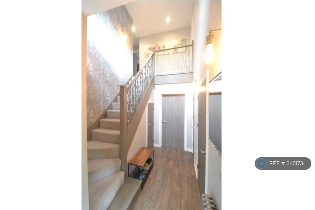 4 bedroom detached house for rent