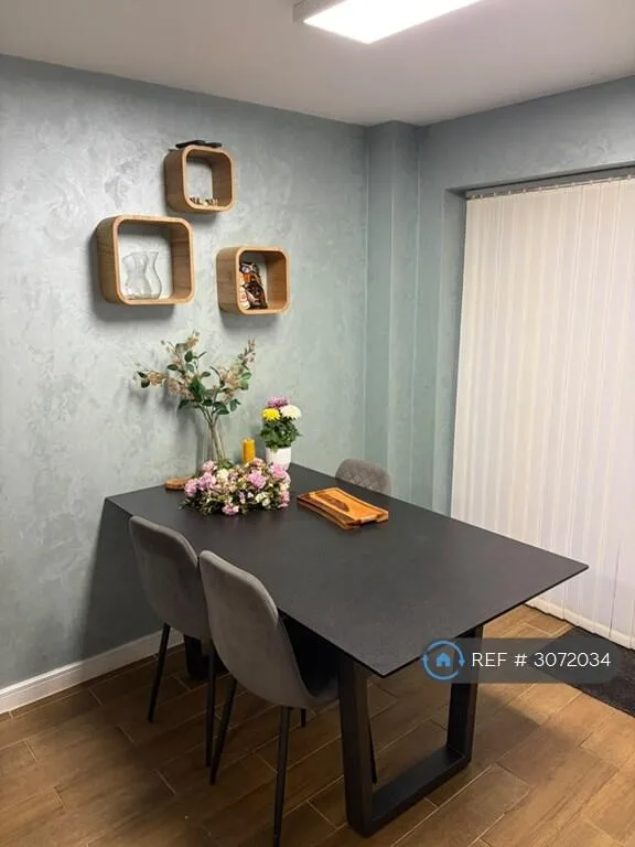 3 bedroom detached house for rent
