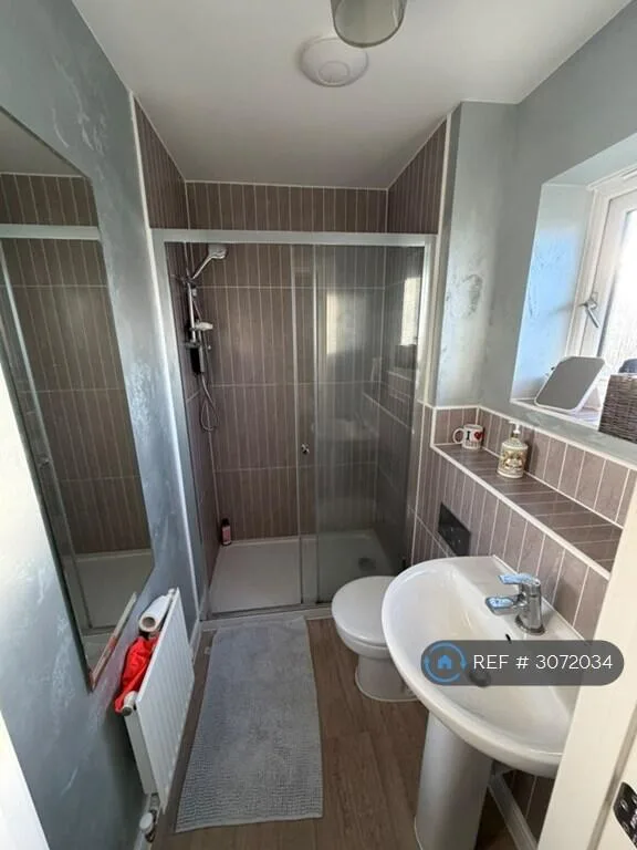 3 bedroom detached house for rent