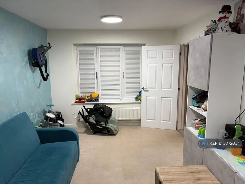 3 bedroom detached house for rent