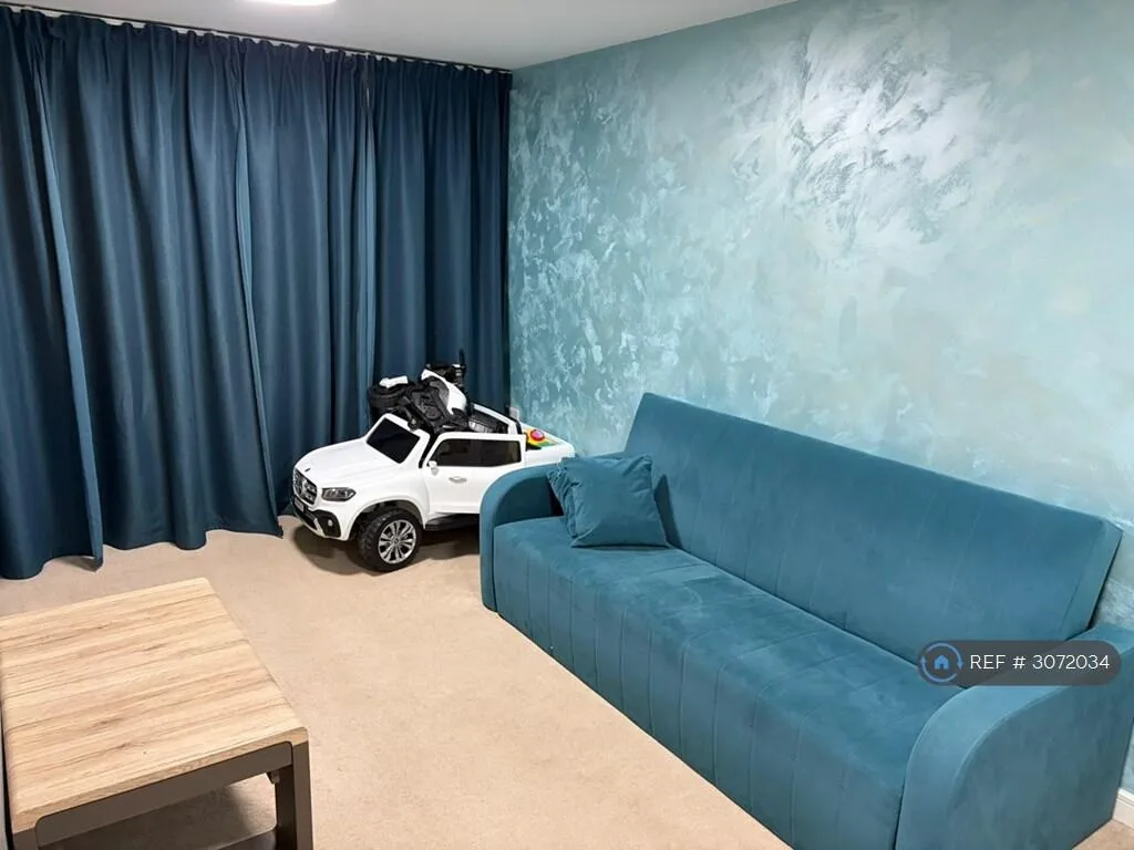 3 bedroom detached house for rent