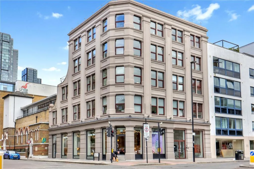2 bedroom penthouse for rent