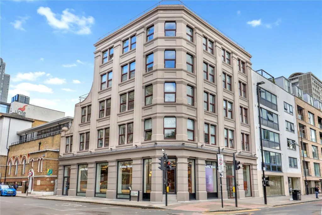 2 bedroom penthouse for rent