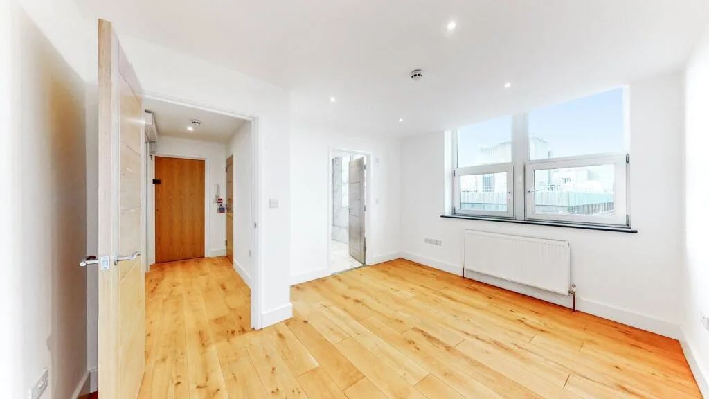 2 bedroom penthouse for rent