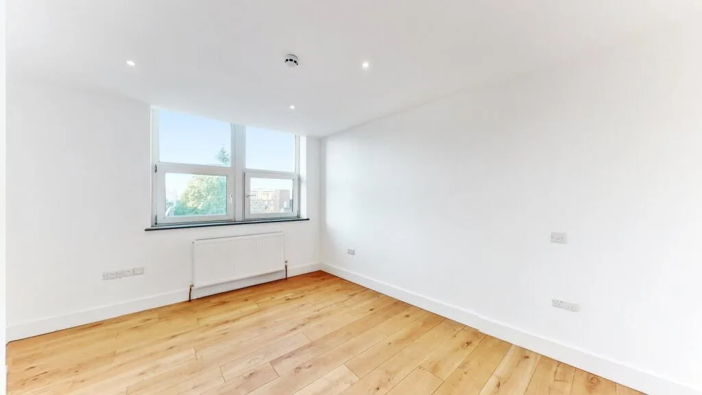2 bedroom penthouse for rent
